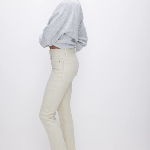 Good American Good Classic Slim Straight Jeans Size 6/28 - Picture 3 of 14